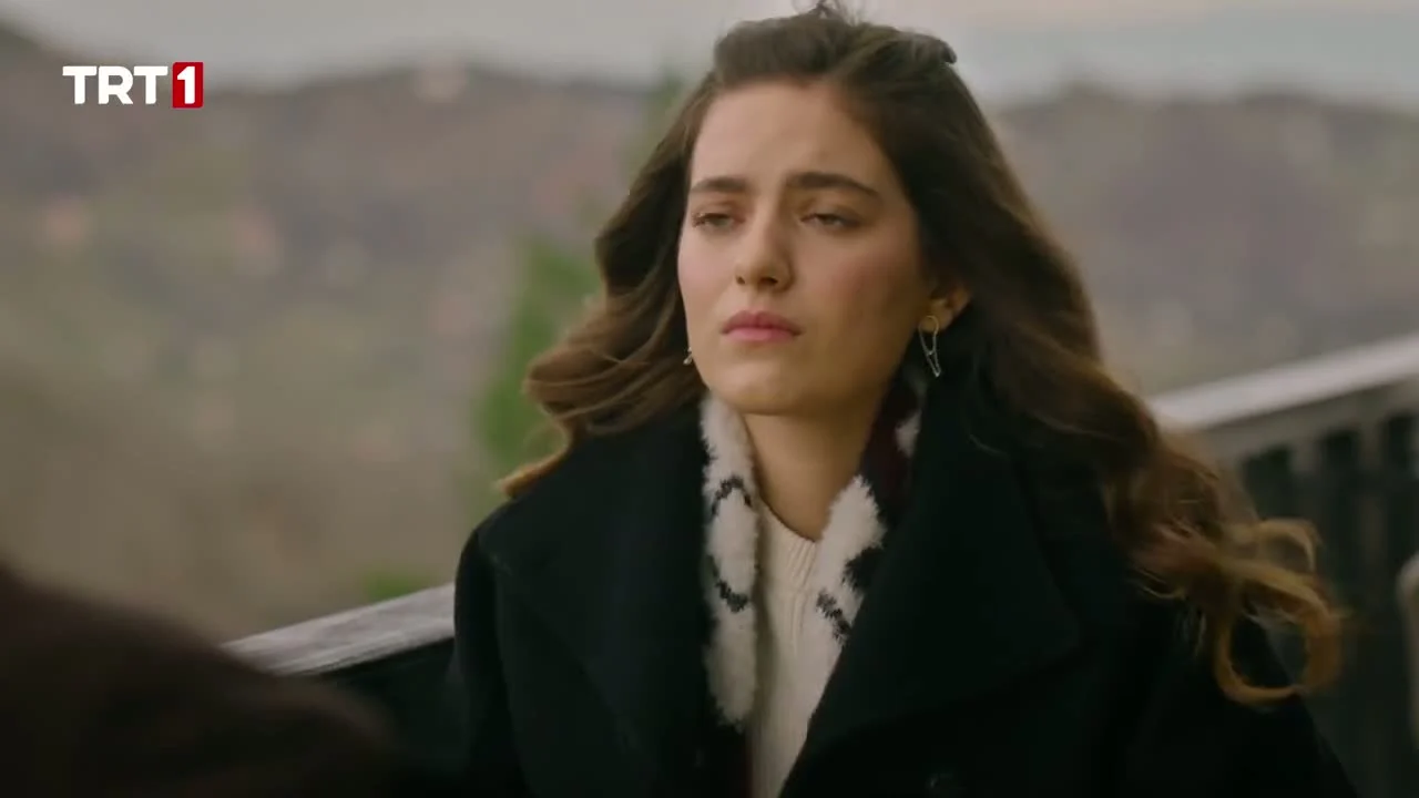 Кадры из сериала Это море переполнится (2025)